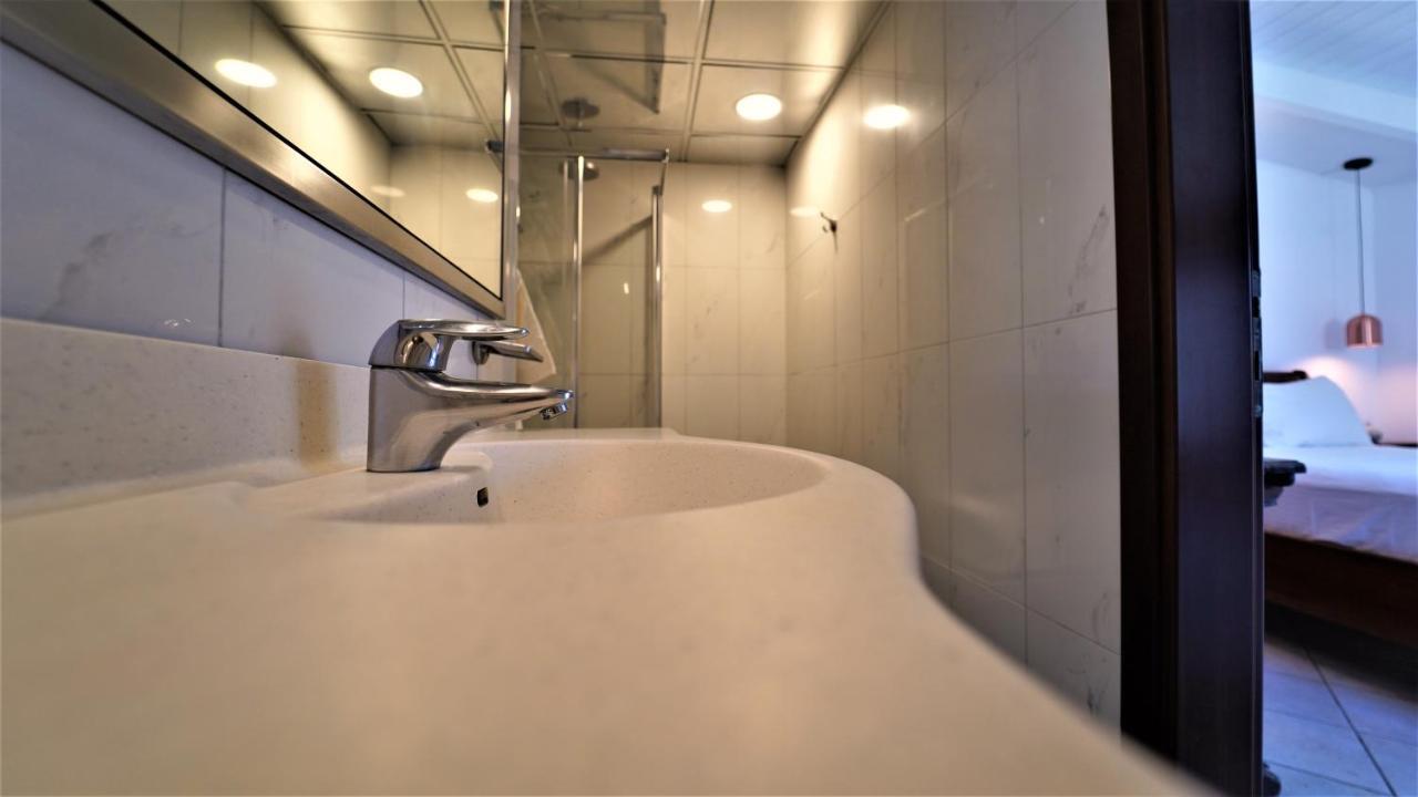 Acropol Hotel 2*