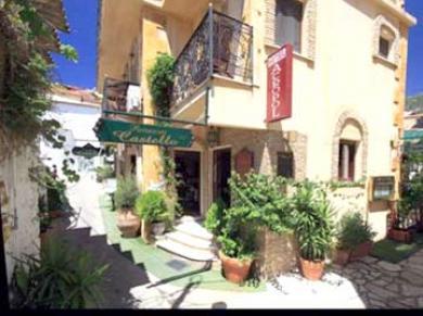Hotel Acropol 2*